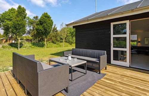 Hals House | "Veiko" - 1.2km from the sea by Interhome