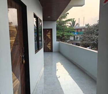 Alibaug Hotel | Vele's Homestay