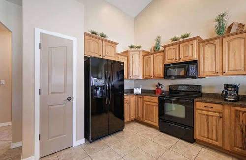 Fruita House | Velo III: BBQ, Fire Pit, and Dog Friendly