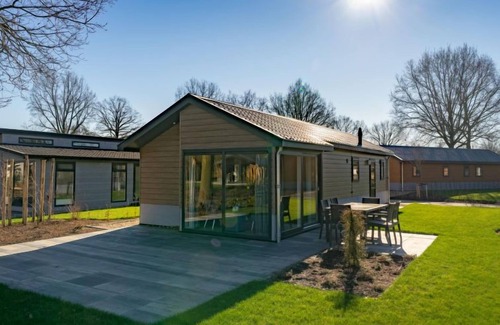 Biddinghuizen House | Velthorst 4 by Interhome