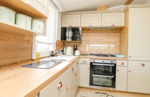 Cowes Cottage | Vendee Lodge