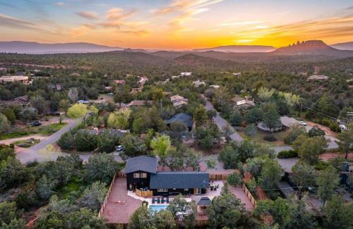 West Sedona House | Ventana Roja - Heated Pool, Yoga Room, Hot Tub