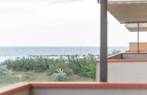 Lido Adriano Apartment | Verde lido adriano vista mare
