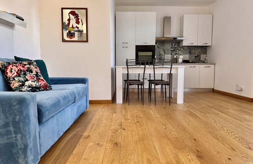Segno Apartment | Verdeacqua: vacation home in a pine forest villa a stone's throw from the sea