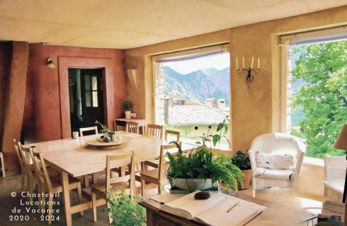 Castellane Bed & Breakfast | Verdon BnB calm comfort and epic nature views