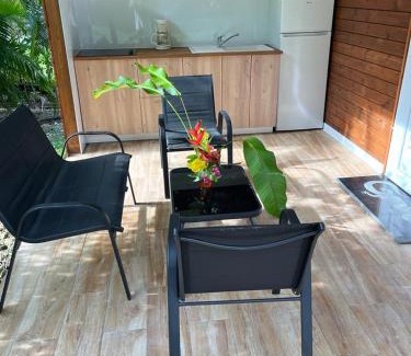 Le Moule House | Verdure et nature