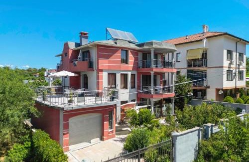 Chernomorets House | Vermoni 21