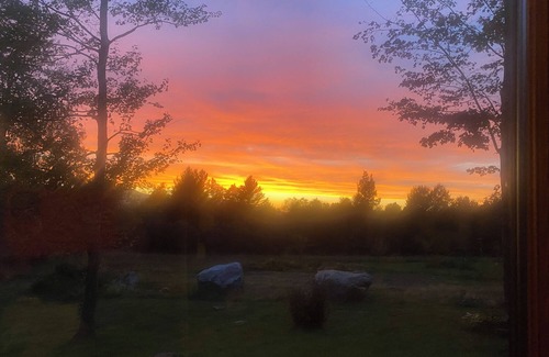 Hyde Park House | Vermont Paradise With Hot-tub- Dog Friendly