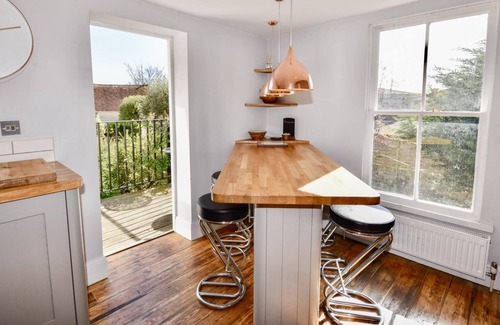 Cowes Villa | Vernon House in Cowes