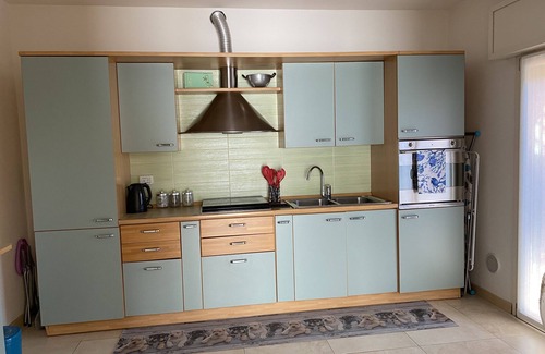 Comero Apartment | Veronica vacation home with garden