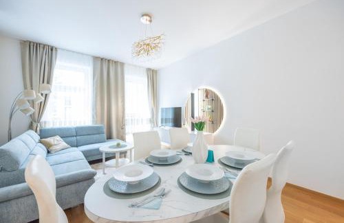 Landstrasse Apartment | Versace Apartment Vienna