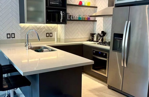 Diaz Ordaz Apartment | Versalles Corner
