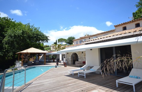 Cagnes-sur-Mer Villa | Very beautiful villa with its infinity pool and jacuzzi with sea view