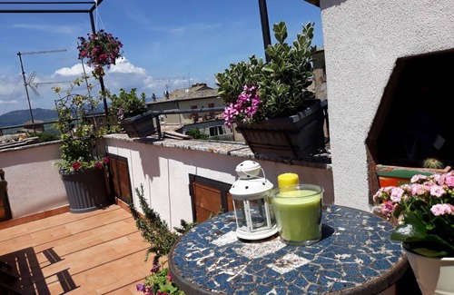 Orvieto Apartment | Very central apartment, a few steps from the Duomo and the Theatre, with balcony
