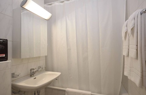 District 6 Apartment | Very central & bright studio (Vineyard 51)