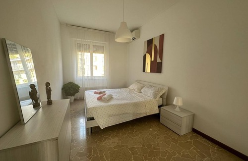 Tricolore Apartment | Very central three-room apartment within walking distance of the Duomo