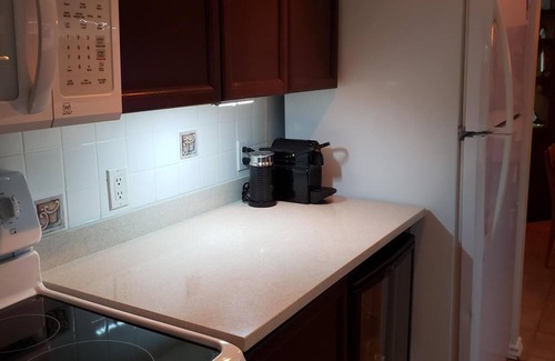 Ottawa Division Bed & Breakfast | Very clean and Zen