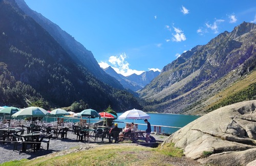 Cauterets Apartment | Very large appt 8- 12 persons in the heart of Cauterets