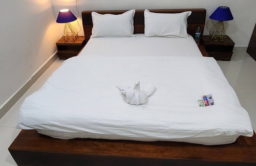Hyderabad Hotel | Very near to Miyapur junction