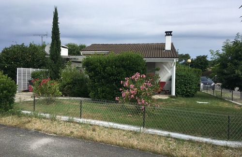 Ares House | Very nice and cozy house 10 minutes from the Bassin