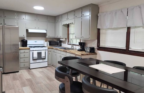 Lake City House | Very nice neighborhood, extra piecefull, 10 minutes from ATL international