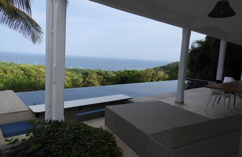 Deshaies Villa | Very nice villa with sea view - 6 pers (+ extra)Infinity pool Very quiet