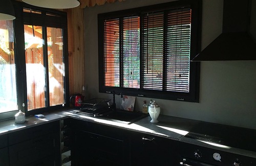 Piraillan House | VERY NICE WOODEN HUT DECORATED WITH TASTE ON THE HEIGHTS OF PIRAILLAN