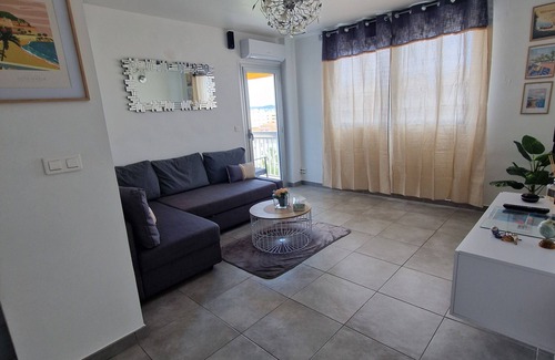 La Californie Apartment | Very pretty 2-room apartment near the Promenade des Anglais