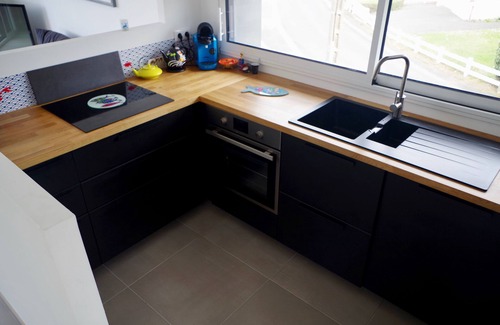 Treffiagat House | VERY PRETTY MODERN HOUSE, BEAUTIFUL VIEW ON REAR PORT