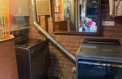 Glenwood Springs Apartment | Very Private, Close to all Glenwood attractions, Dogs welcome. 420 friendly!