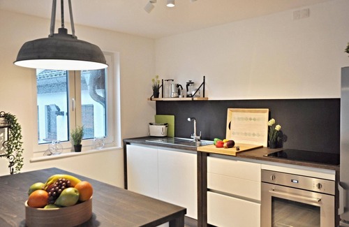 Heikendorf House | Very quiet location between the beach and the golf course