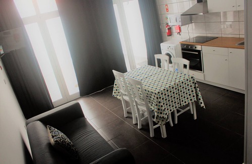 Sao Roque do Pico Condo | Very well equipped apartment in the center of São Roque do Pico