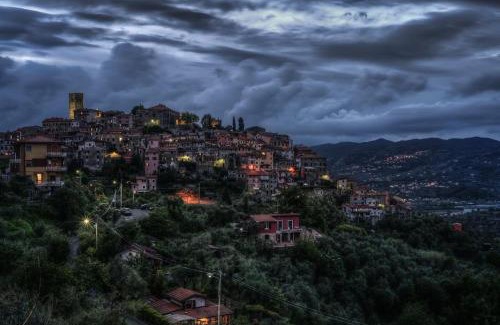 Vezzano Ligure House | Vezzhouse