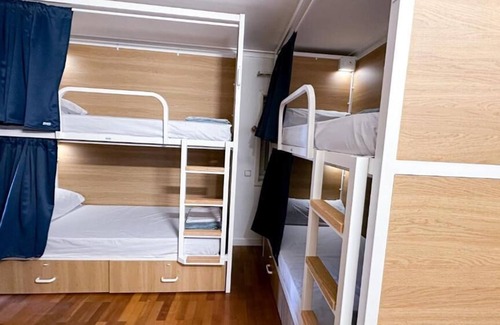 Guimaraes House | VHostel