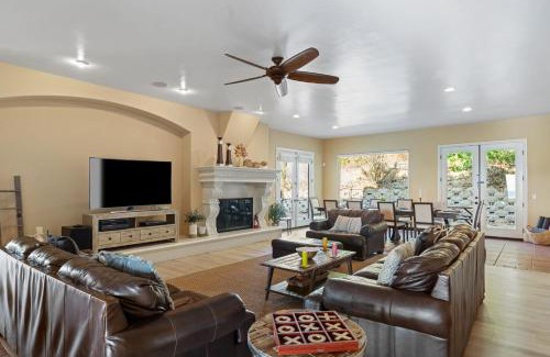 Temecula Villa | Via del Sur by AvantStay Private Spanish Villa w Views Walk to Wineries