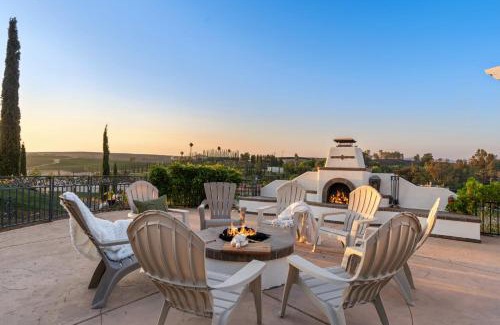 Temecula Villa | Via del Sur by AvantStay Private Spanish Villa w Views Walk to Wineries