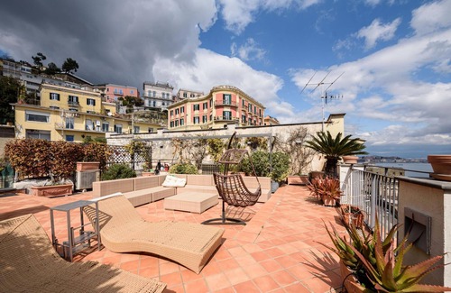 Posillipo Apartment | Via Posillipo 335 in Naples