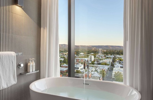 Adelaide Central Business District Hotel | Vibe Hotel Adelaide