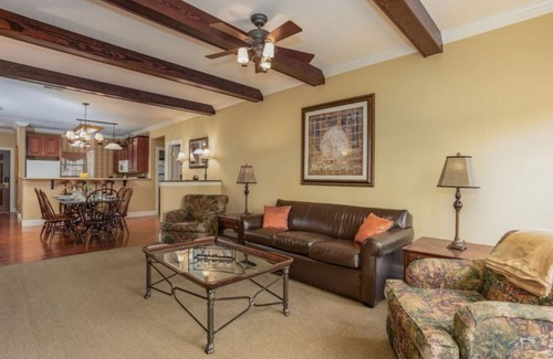 Branson Hotel | Vibrant 1BR Condo at Great Rock: Relax & Enjoy