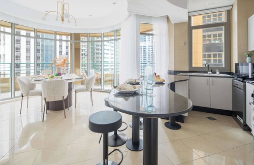 Dubai Media City Apartment | Vibrant 2BR Apt with Harbour Views at Marina Crown