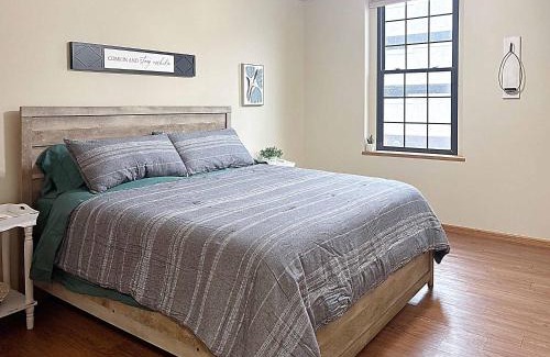 Historic Downtown La Crosse Apartment | Vibrant 3BR in Heart of Downtown La Crosse