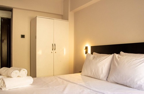 Old Town Apartment | Vibrant and Central Flat near Kordon in Alsancak