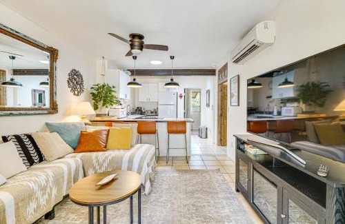 Patagonia Apartment | Vibrant Casa Paloma with Patio - Near Vineyards!