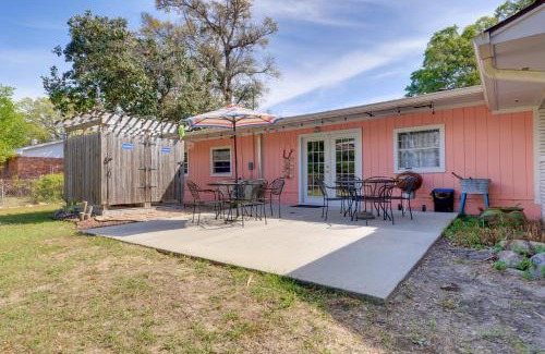 Pass Christian House | Vibrant Pass Christian Oasis - 3 Blocks to Beach!