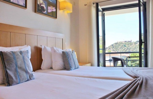 Igreja Nova Hotel | Vicentina Hotel