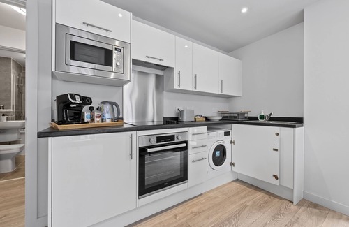 Liverpool Apartment | VICHY - Baltic Triangle Modern Apartment