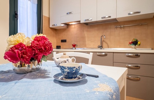 Cagliari Apartment | Vico 1° Sulis Apartment 3 with Wi-Fi and Air Conditioning