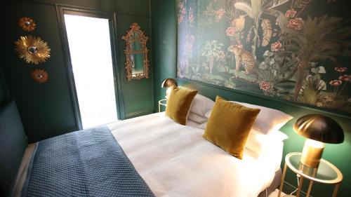 Mount Victoria House | Victoria and Albert Guesthouse