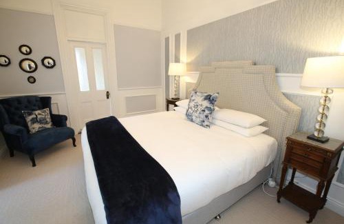 Mount Victoria House | Victoria and Albert Guesthouse
