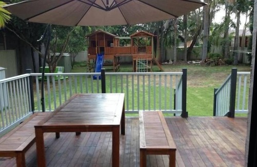 Bonnells Bay House | Victoria Lakeside House